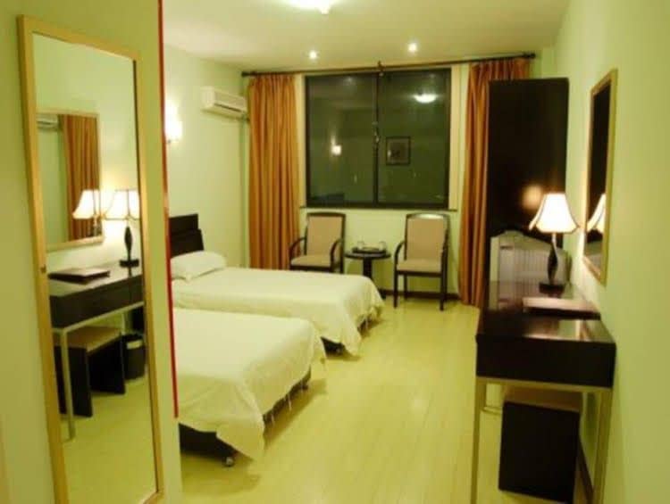 Huaxun Inns Jiading Huan Chen Branch Huaxun Inns Jiading Huan Chen Branch