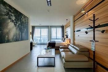 Sasa Nor Lamour B & B1