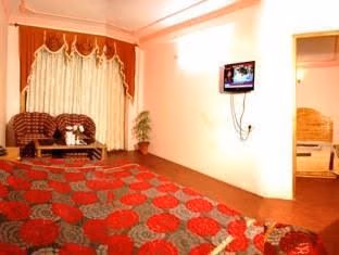 Hotel Naveen1
