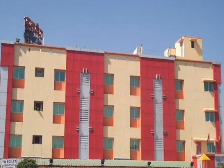 Hotel Rajyog4