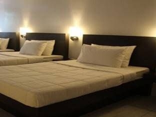 Ninong's Hotel0