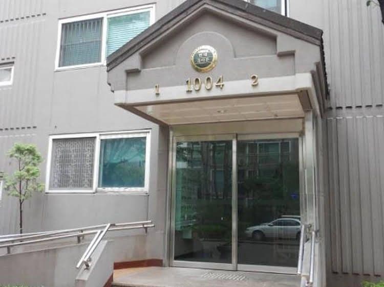 Happy Day Family Guesthouse Happy Day Family Guesthouse