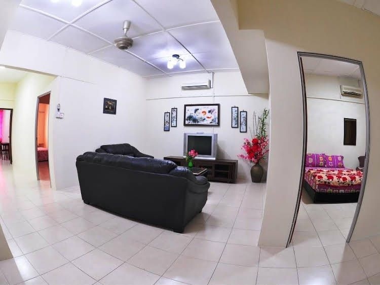 Chin Hua Residence1