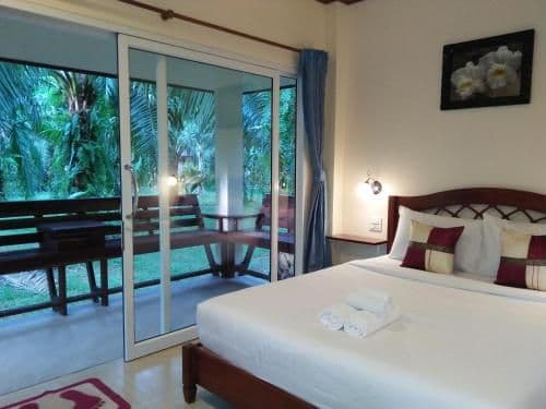 Queen Fan Room with Garden View