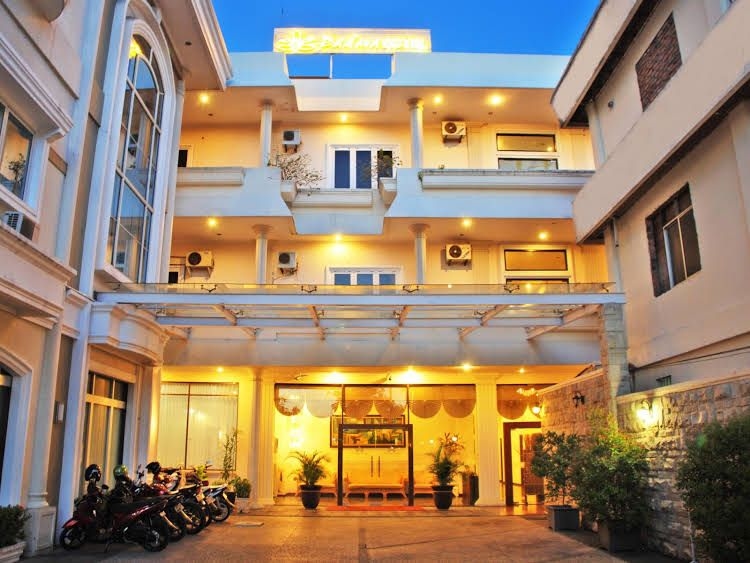 แพดมาโลกา โฮเต็ล ทารากัน (Padmaloka Hotel Tarakan)0