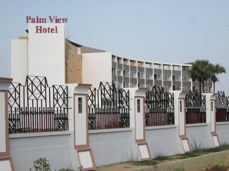 The Palm View Hotel2