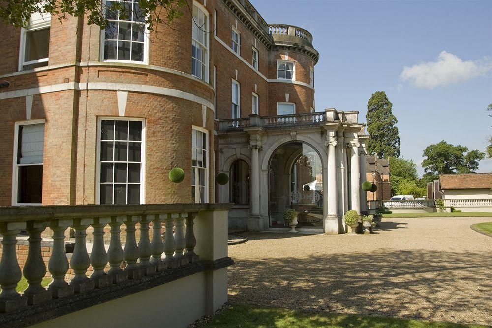 Oakley Hall4