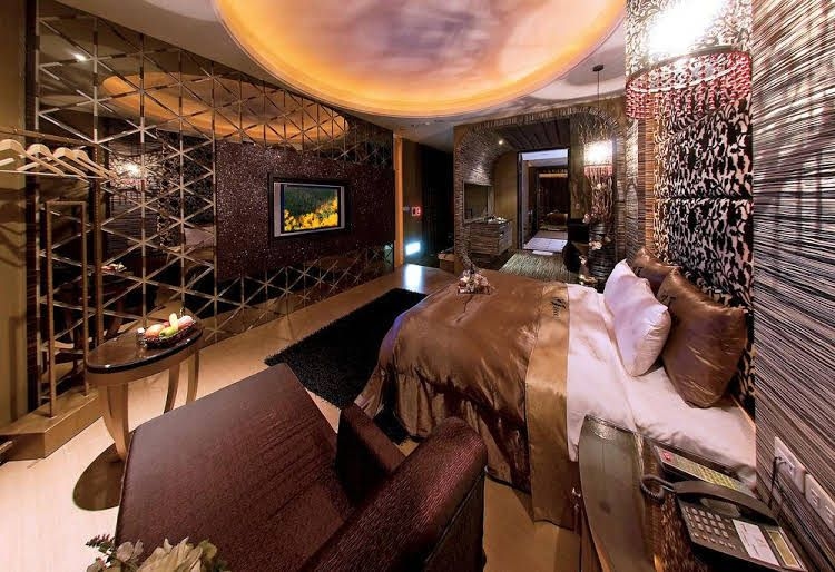 Sasha Motel3