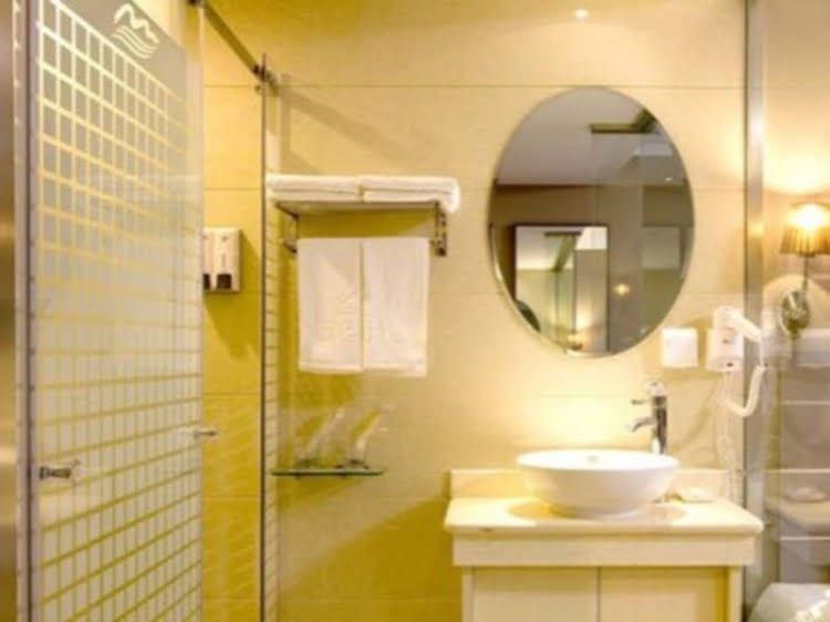 Kunlun Leju Business Hotel Pingdingshan Ruzhou Railway Station1