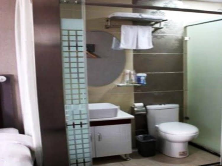 Kunlun Leju Business Hotel Pingdingshan Ruzhou Railway Station0