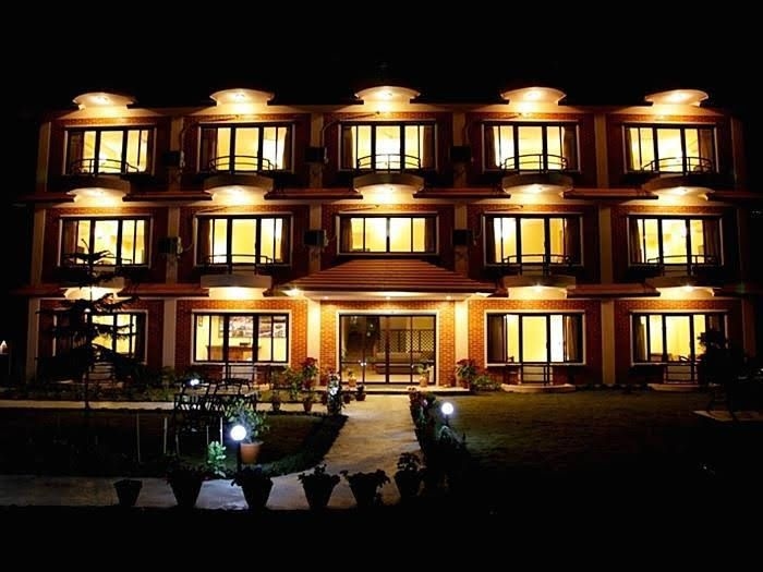 Hotel Dandelion1