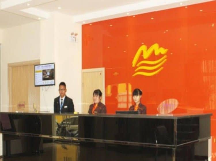Kunlun Leju Business Hotel Zhengzhou Medical College Kunlun Leju Business Hotel Zhengzhou Medical College