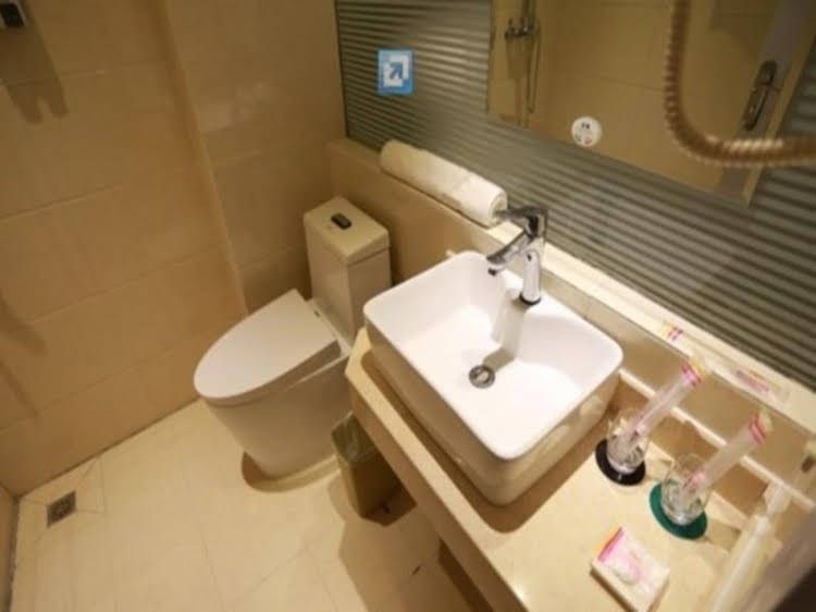 Kunlun Leju Business Hotel Jiaozuo Wenxian2