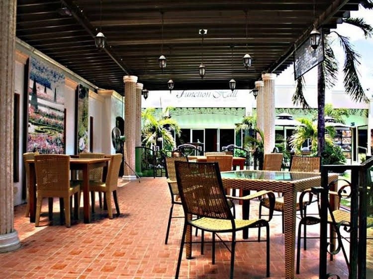 OYO 252 Hotel Euroasia3