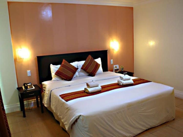 OYO 252 Hotel Euroasia4