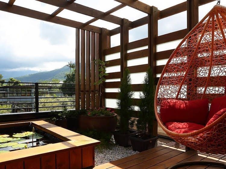 Green Willow House0