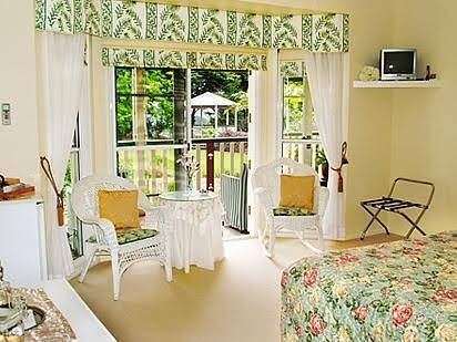 Roseville House Bed Breakfast3