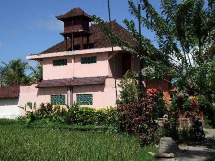 Sri Sunari Guest House4