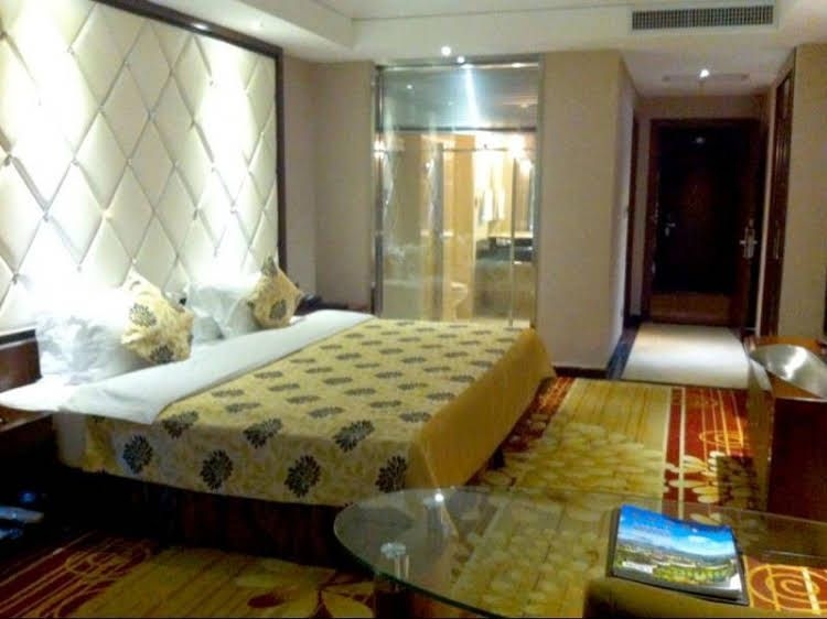 Longyan Victory International Hotel1
