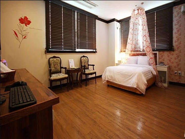 Hotel Bobos Yeongtong Hotel Bobos Yeongtong