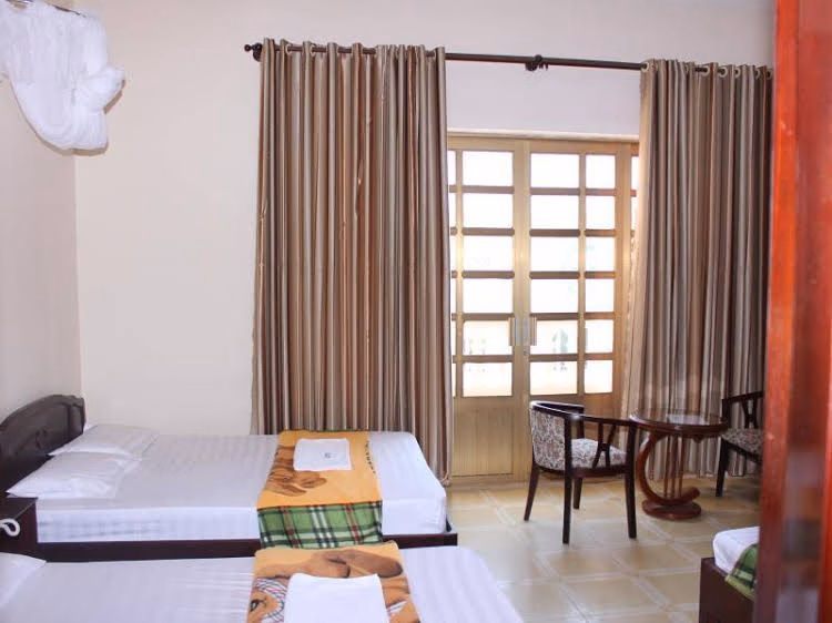 Sala Guest House1
