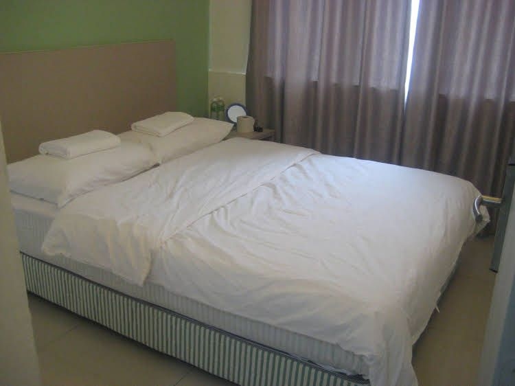 Greenleaf Hotel & Cafe PLT3