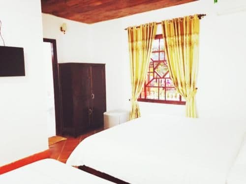 Triple Room with Balcony