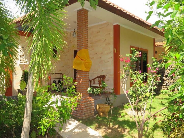 อาเหม็ด ฮาร์โมนี คาเฟ่ แอนด์ บังกะโล (Amed Harmony Cafe and Bungalows)0