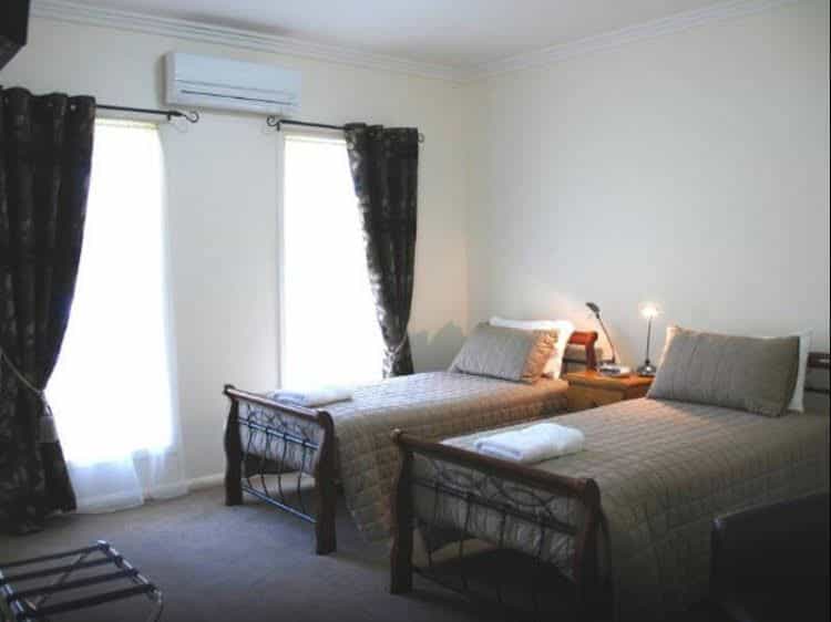 Gloucester on Avon Bed and Breakfast
