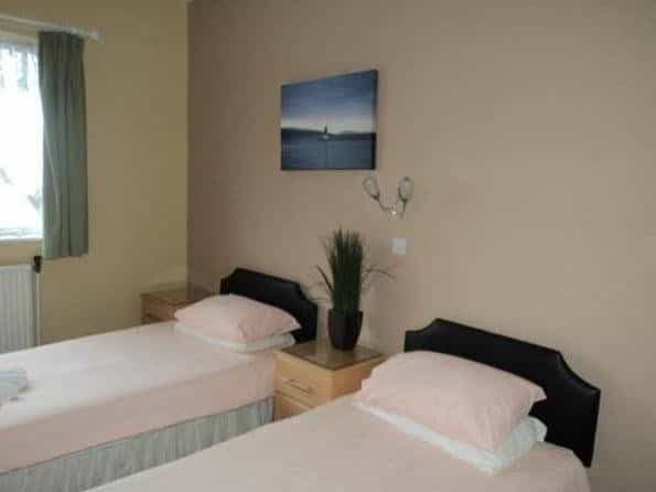 De L Etang Guest House De L Etang Guest House