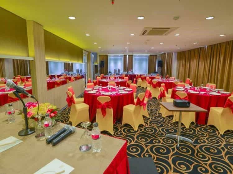 D'Hotel Jakarta D'Hotel Jakarta