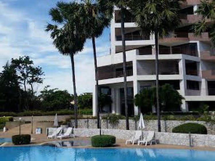 Cha-Am Beach Club Condo By O4