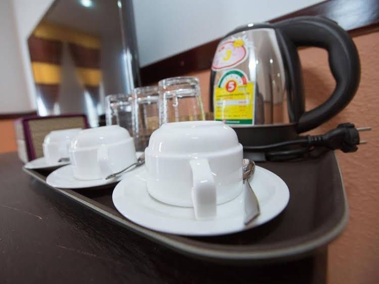 O.V Hotel0