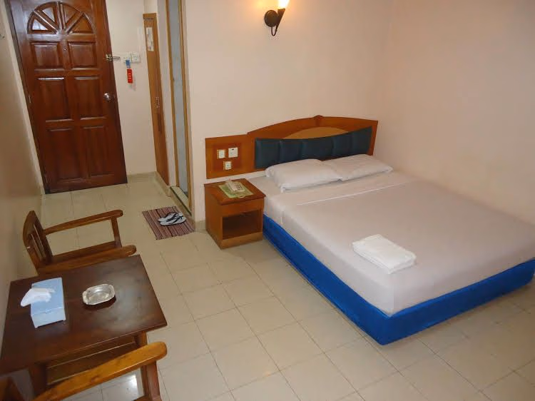 โรงแรมกลอริส (Gloris Hotel Batam)1