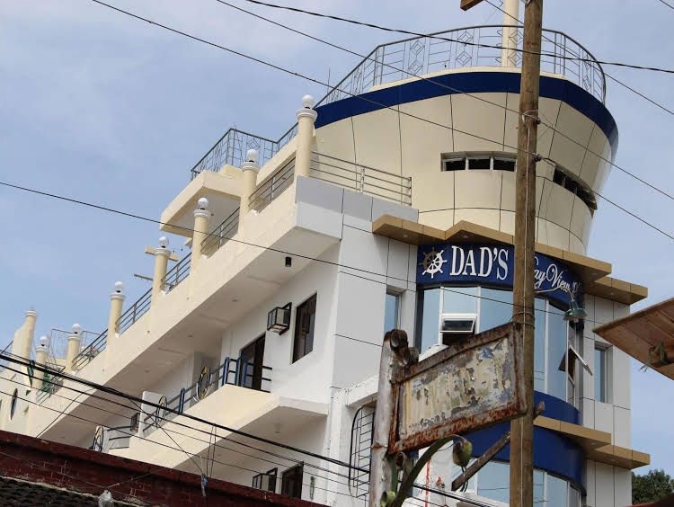 Dad's Bayview Pension0