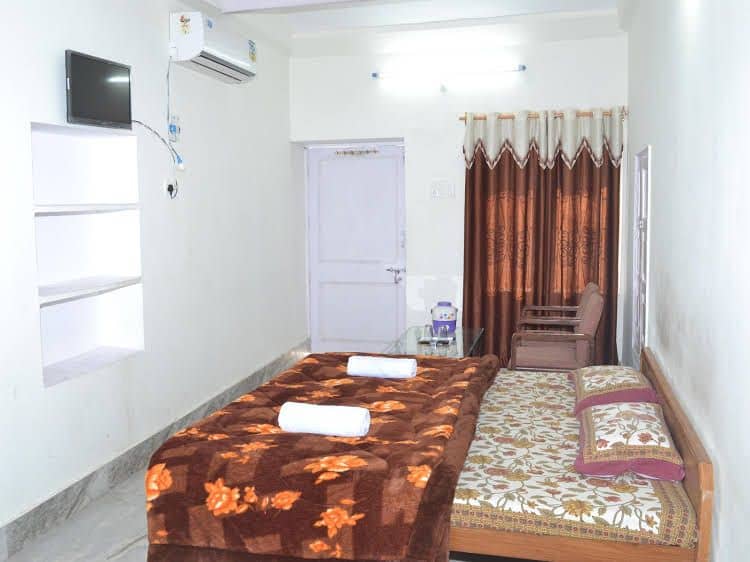 Brij Lodge Brij Lodge