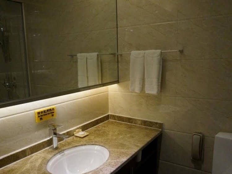 Xian Rosefinch Hotel0