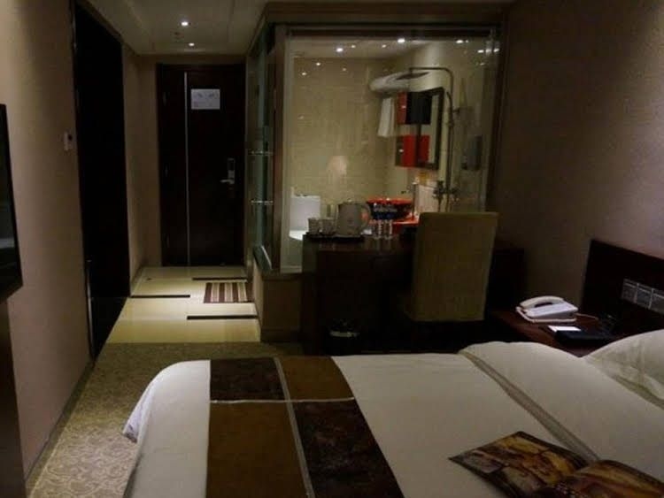 Xian Rosefinch Hotel1