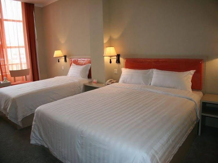 Summer Hotel Qingdao1