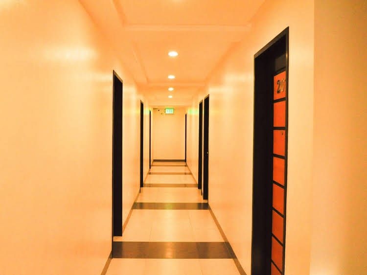 Square Suites0