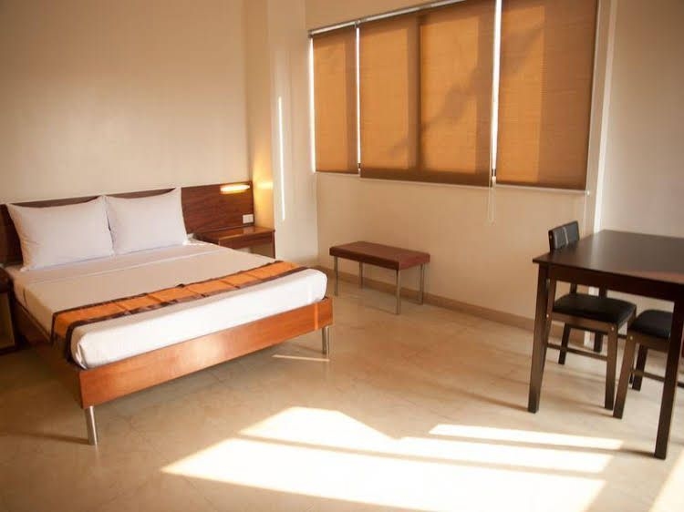 M Suites Hotel2
