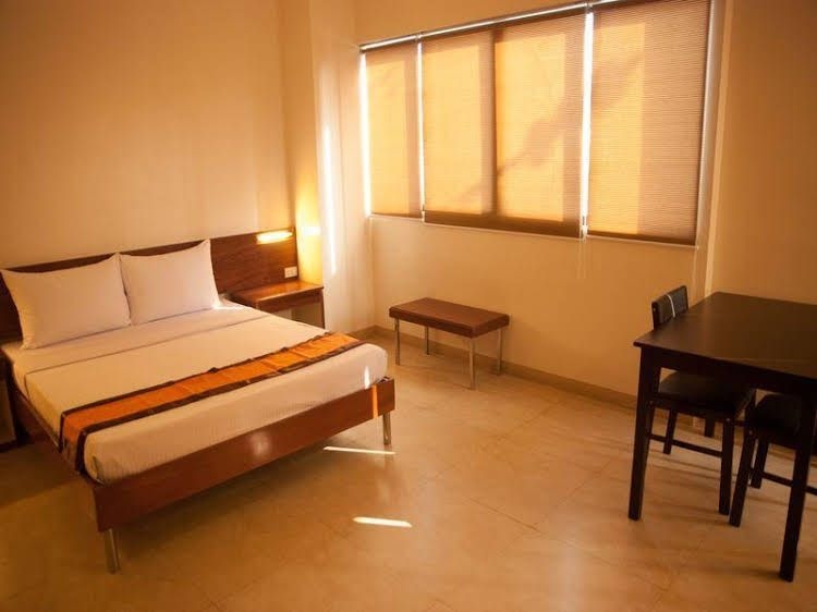 M Suites Hotel1