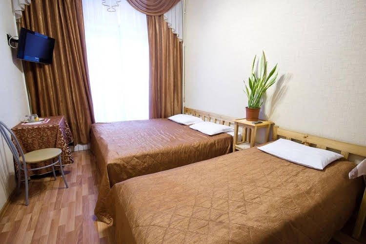 Lebedushka Hotel on Kuznechny2