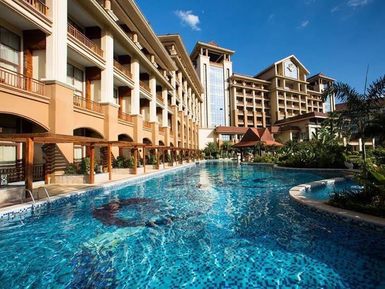 Landmark Mekong Riverside Hotel4