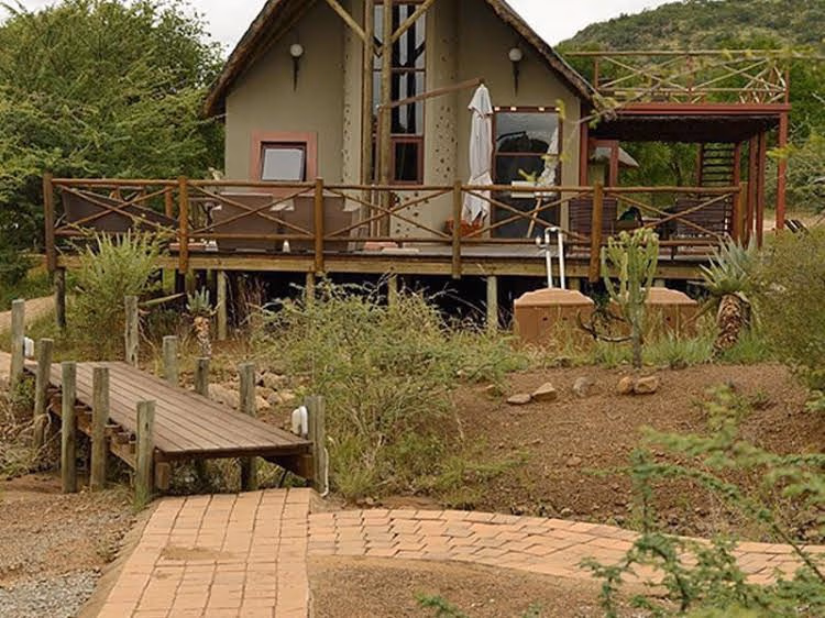 Pilanesberg Private Lodge3