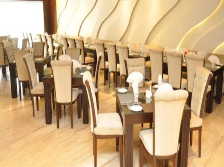 UNA Smart Radiant Plaza Hotel UNA Smart Radiant Plaza Hotel