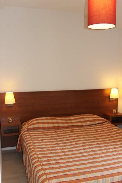 APARTMENT CAPACITY 6 TWO BEDROOMS