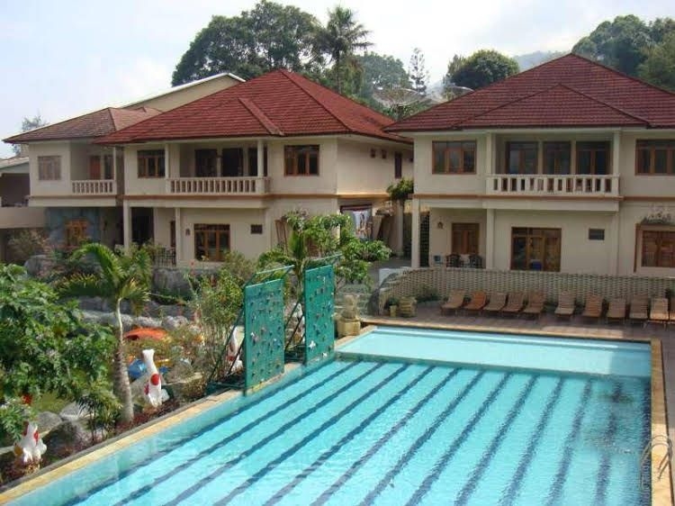 วิลล่า โจโกร (Villa Tjokro)0