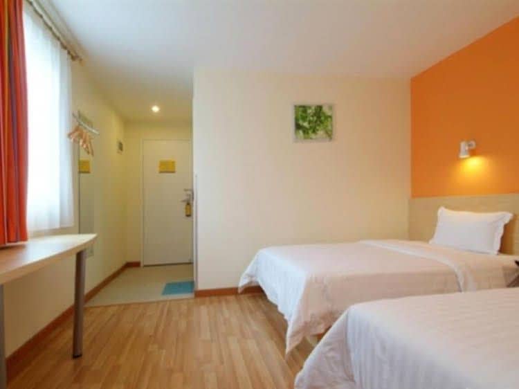 7 Days Inn Xueyuan Road 2nd 7 Days Inn Xueyuan Road 2nd