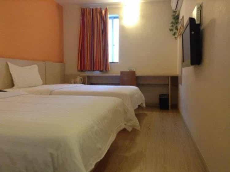 7 Days Inn Xiamen Zhongshan Road Lundu Branch 7 Days Inn Xiamen Zhongshan Road Lundu Branch
